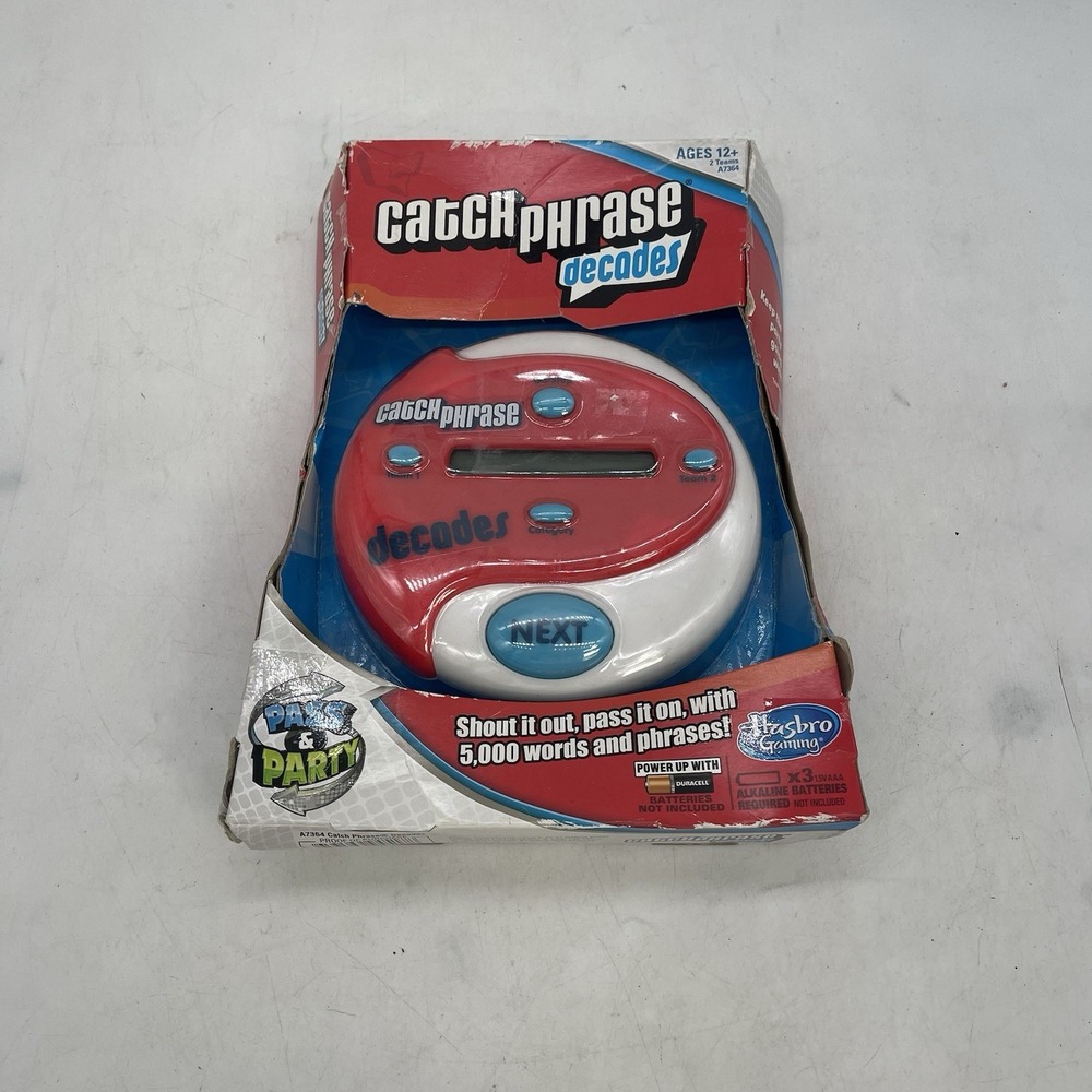 Catch Phrase Decades Pass & Party Sealed Hasbro Pass & Party Game 2013